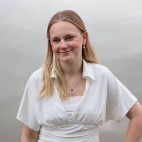 Kristel, Babysitter in Beneden-Leeuwen