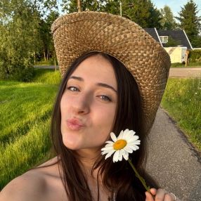 Kateryna, Babysitter in Vriezenveen