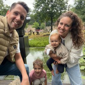 Mylene, Gezin in Meteren