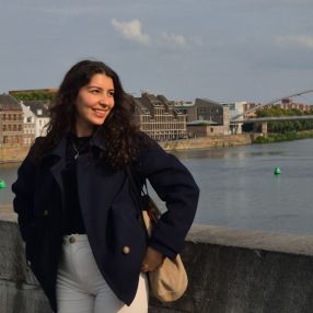 Alexandra, Babysitter in Schiedam