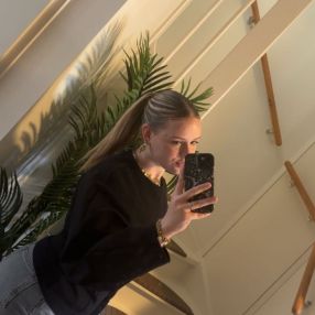 Lynn, Oppas in Noordwijk