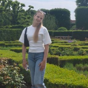 Lianna, Babysitter in Hellevoetsluis