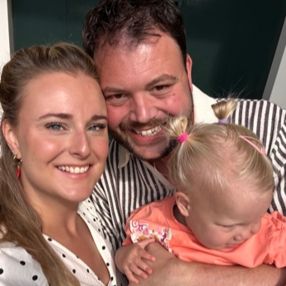 Manon, Gezin in Leeuwarden