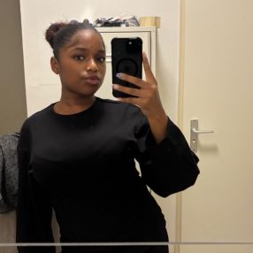 Jealina, Babysitter in Wormerveer