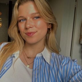Nikki, Oppas in Arnemuiden