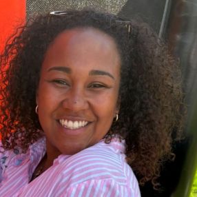Cherrelle, Babysitter in Zaandam