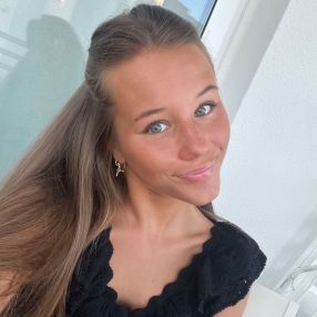 Donna, Babysitter in Den Dolder