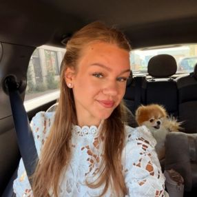 Faye, Babysitter in Woerden