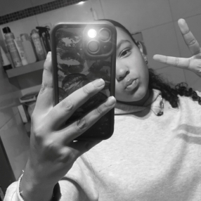 Alicia, Oppas in Uden