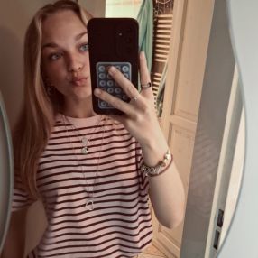 Yana, Babysitter in Wieringerwerf