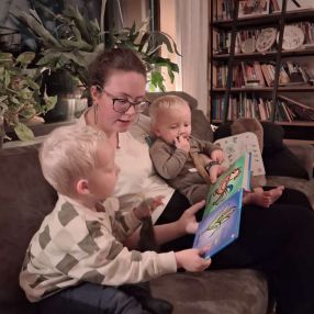 Nina, Babysitter in Aalsmeer
