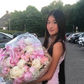 Lulu, Babysitter in Soest