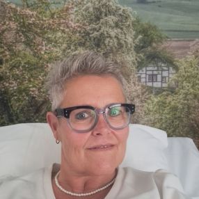 Esther, Oppas in Winterswijk