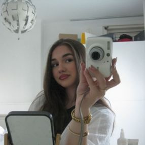 Miray, Babysitter in Bilthoven