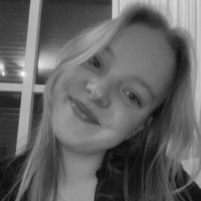 Fleur, Babysitter in Dorst