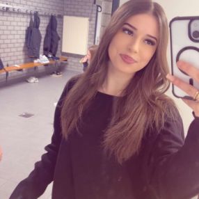Lina, Babysitter in Drachten