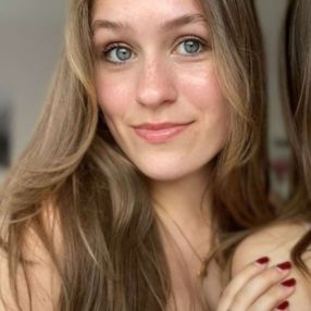 Laura, Oppas in Dronten