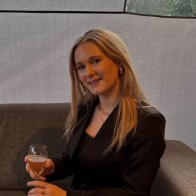 Elena, Babysitter in Woudenberg