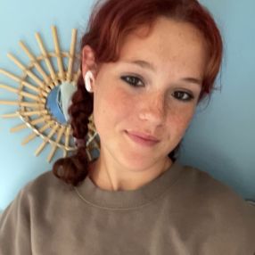 Anna, Babysitter in Vries