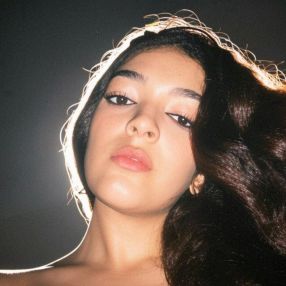 Amy, Oppas in Oegstgeest