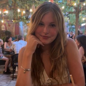Lisa, Babysitter in Spijkenisse