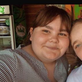 Arenda, Babysitter in Oldenzaal