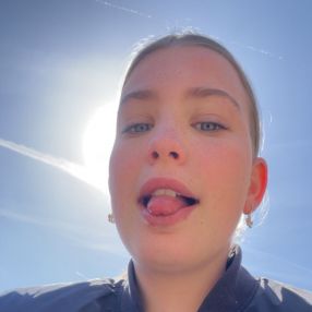 Liz, Babysitter in Vriezenveen