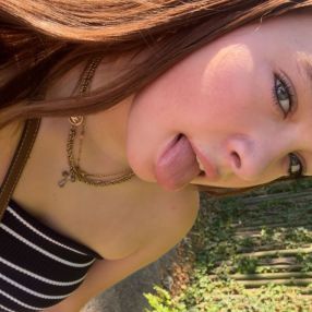 Megan, Oppas in Deurne