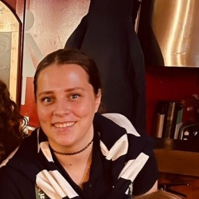 Guusje, Babysitter in Leiden