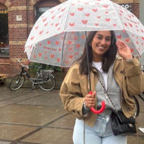 Dot, Babysitter in Purmerend