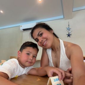 Arporn, Babysitter in Woudenberg