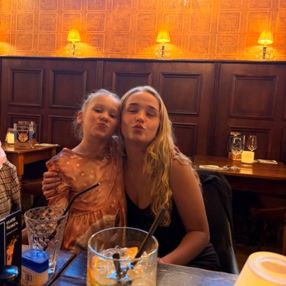 Silcke, Babysitter in Sneek