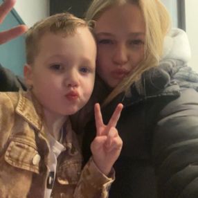 Morgan, Babysitter in Aalsmeer