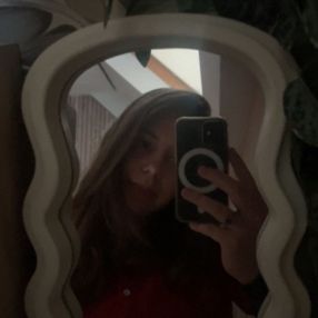 Evelien, Babysitter in Puttershoek