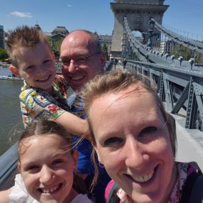 Esther, Family in Beneden-Leeuwen