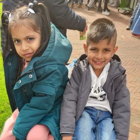 Sunaina, Gezin in Blerick