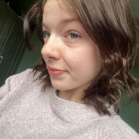 Roxan, Babysitter in Winschoten