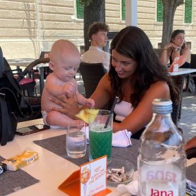 Danique, Babysitter in Zutphen