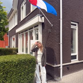 Tess, Babysitter in Huissen