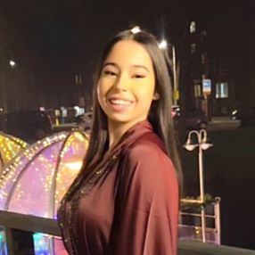 Zaina, Oppas in Voorhout