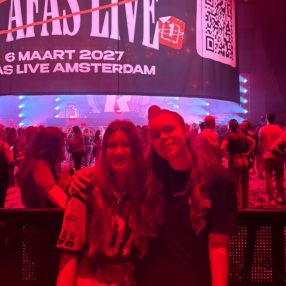 Linsey en Wanita, Babysitter in Nijkerk