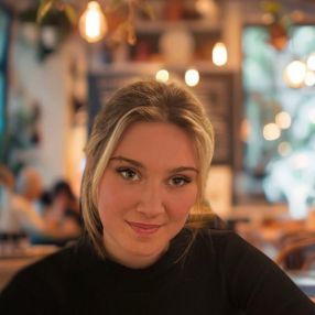 Simone, Babysitter in Waspik