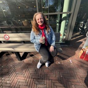 Tenia, Oppas in Alphen aan Den Rijn