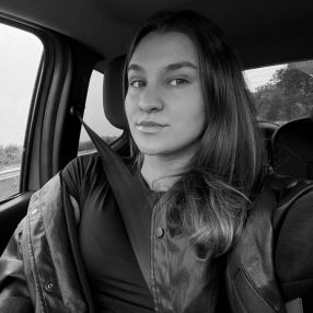 Emma, Oppas in Midden-Groningen