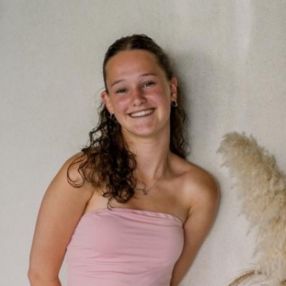 Tess, Babysitter in Loon op Zand