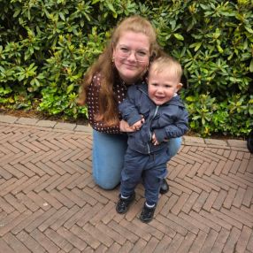 Fleur, Oppas in Drunen