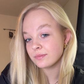 Anouk, Oppas in Midden-Drenthe