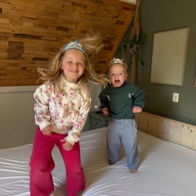 Sanne, Gezin in Merum