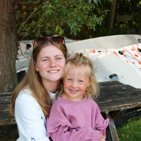 Juul, Babysitter in Zeist