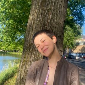 Alix, Oppas in Amsterdam